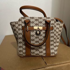 Am not sure of the brand I got it when I was in Texas